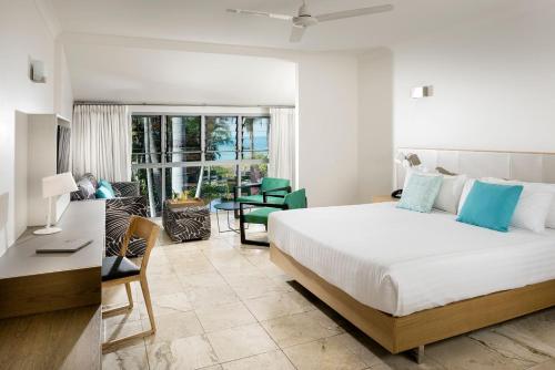 Mangrove Hotel in Broome