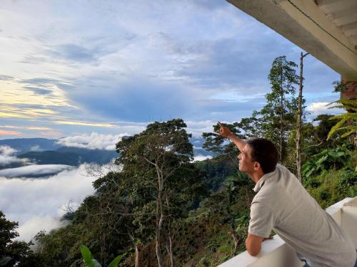 Балкон, Hotel Capikul in Фонд