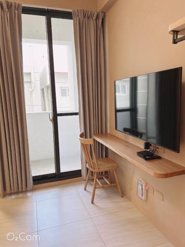Small Wood Hostel