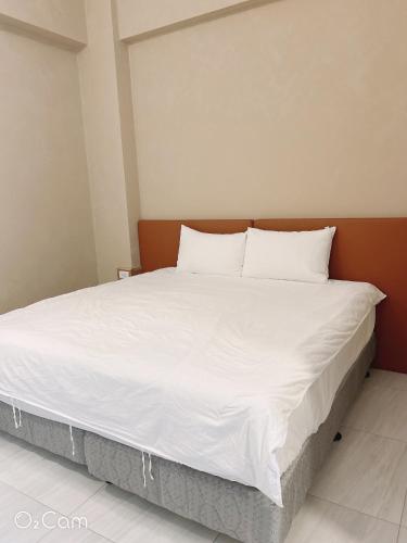 Small Wood Hostel