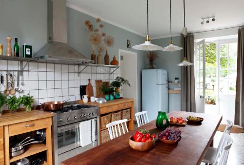 La Maison & L'atelier in Neuilly-en-Thelle