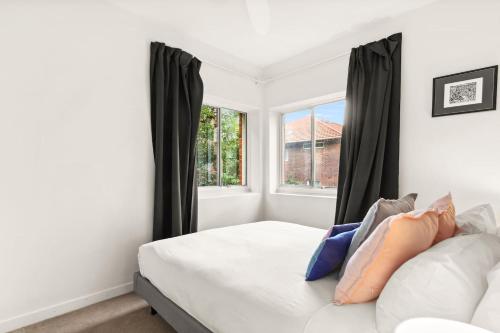 Kirribilli Dreaming - An Iconic Sydney Escape - image 12