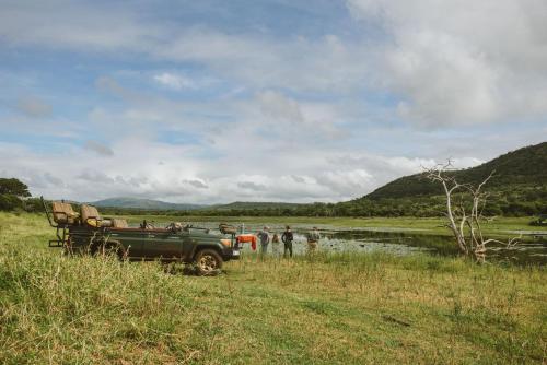 Makongo Hills Lodge Makongo Hills Lodge