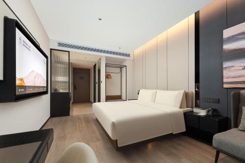 Atour Hotel Changsha South Railway Station Guitang Metro Station in Yuhua