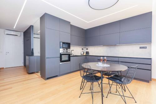 Downtown Luxe Retreat- Konventná, Bratislava (Foto 10)