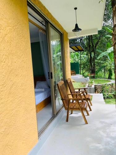 Triple Room with Mountain View image 10
