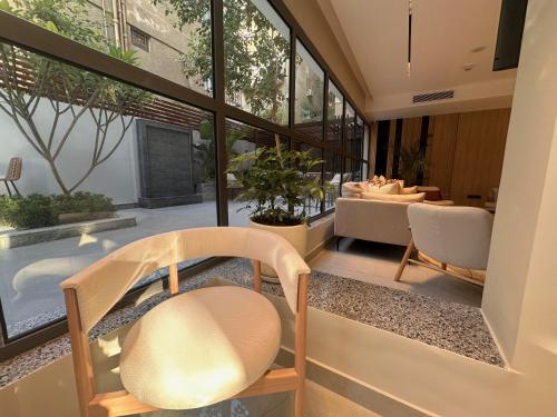 Lacasa Residence - image 9
