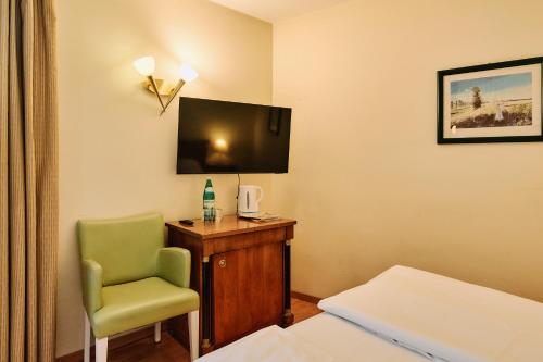 Junior Suite image 6