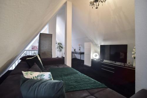 Zweistöckiger Traum über den Dächern STUTTGARTS (Zweistockiger Traum uber den Dachern STUTTGARTS) in جنوب شتوتغارت