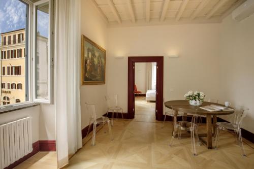 Boutique Hotel Campo de' Fiori - image 2