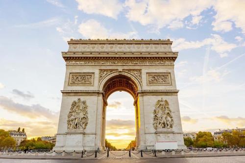 ที่เที่ยวใกล้ที่พัก, Luxurious and Stylish Studio Between Disney & Paris in ชอง ซู มาร์น