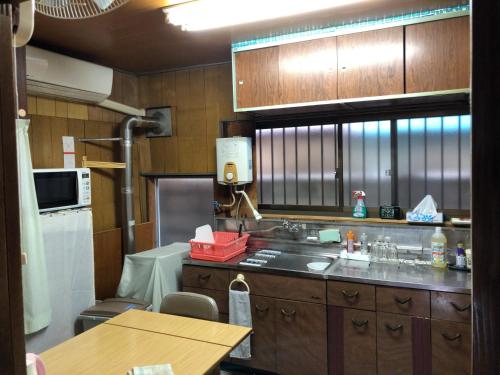 TSUKASA HOUSE English OK Kumano Kodo Experienced Lodge Within walking distance from station 無料駐車場あり