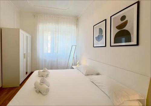 Golden Essence Apartment - terrace & metro, Рим (фото 9)