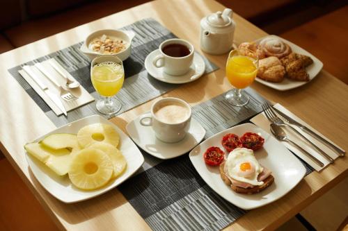 Sercotel Hotel Zurbarán - image 13