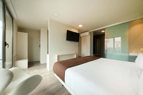Bcn Urban Hotels Gran Rosellon - image 13