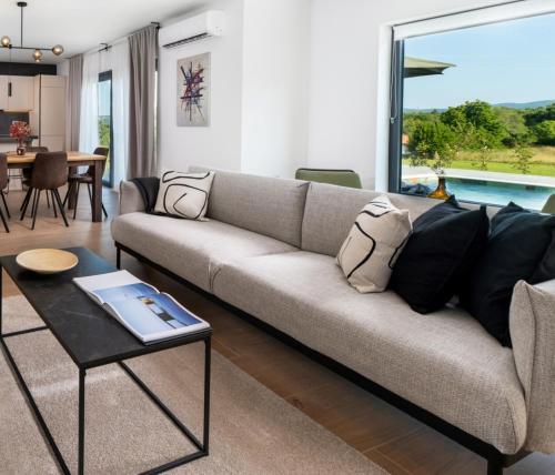 منظر, Villa Photinia in Becici