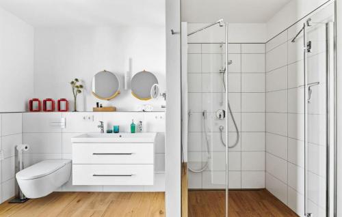 Two-Bedroom Apartment image 4