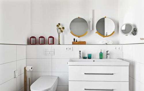Two-Bedroom Apartment image 2