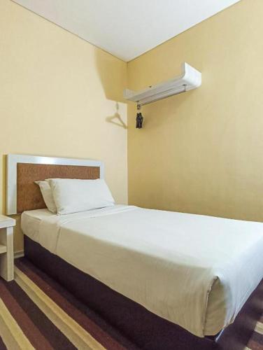 1 twin bed