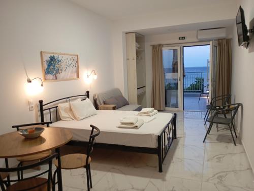 Creta Sun Apartments in Makris Gialos