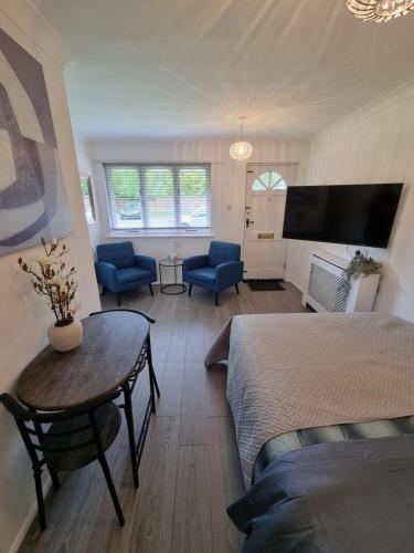Stylish Studio Flat In Harborne, Birmingham