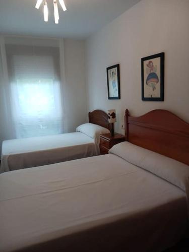 Three-Bedroom Apartment - Oceanfront image 3