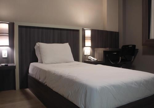 1 twin bed