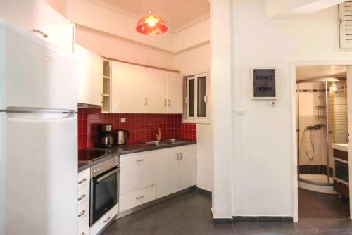 Perfect choice for your stay in the center of Athens - image 9