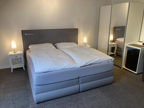 1 queen bed