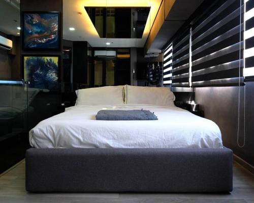 Casa Rica for adventurous fun - C Fort TB, Manila