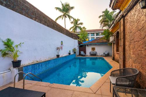 Úszómedence, Madpackers Goa Anjuna - Bunks, Rooms, Community in Anjuna