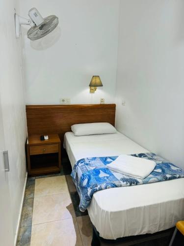 Hostal Mont Thabor - image 12