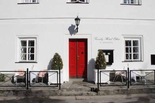. Family Hotel Okoř