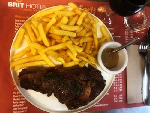 Brit Hotel Chambery - image 12