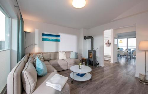 Two-Bedroom Apartment room in Kolibri
