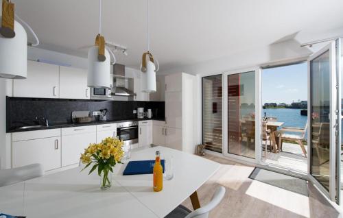 Kitchen, Marina 1 in Olpenitz