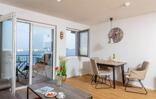 One-Bedroom Apartment image 10