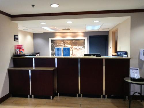 Hampton Inn & Suites Kokomo - image 2