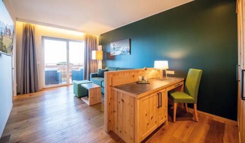 Hotel DAS ROYAL in Obereggen