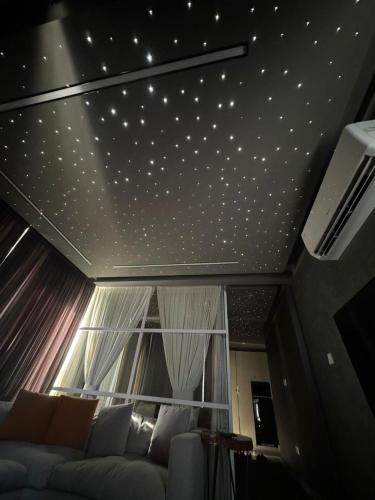 Under the stars - image 5