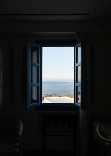 Aeifos Boutique Hotel - image 12