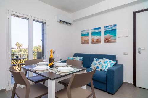 Superior One-Bedroom Apartment with Balcony