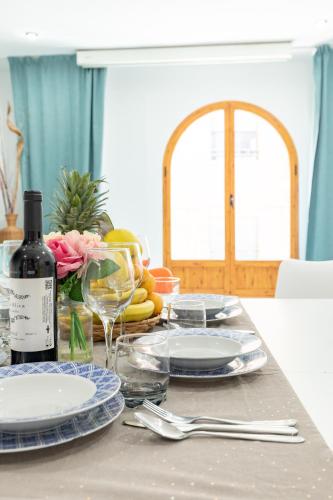Grand Villa Valencia- large groups-8 min to Center by Metro, Valencie (fotografie 6)
