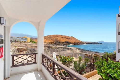 Sasha Tenerife 2