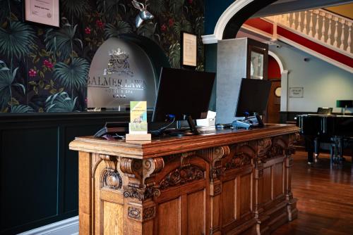 Balmer Lawn - image 14