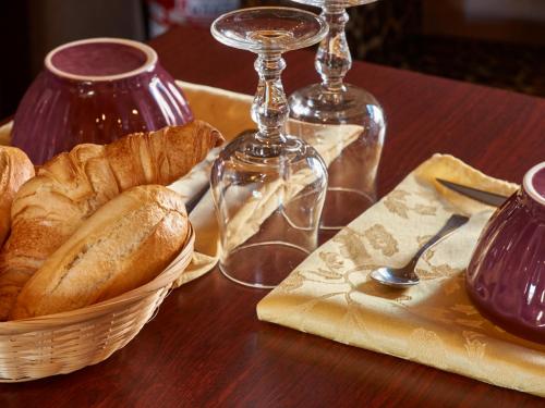Au Relais Nivernais - image 4
