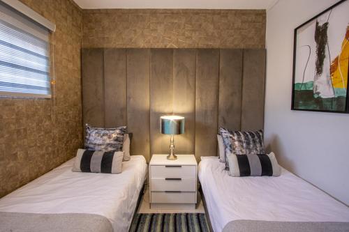 Three-Bedroom Apartment image 6