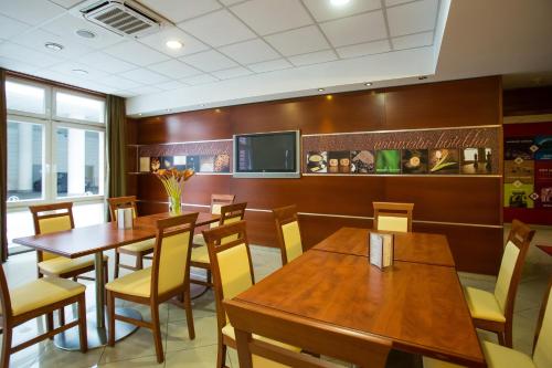 City-Hotel Budapest - image 12