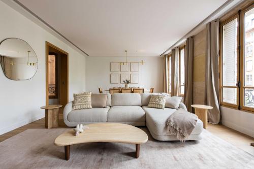 Sublime Apt - 3BD/6P - Arc de Triomphe - image 7