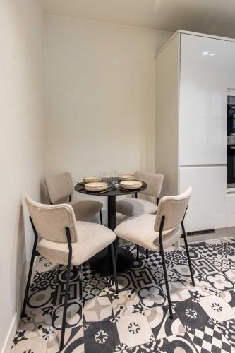 Sublime Apt - 3BD/6P - Arc de Triomphe - image 3